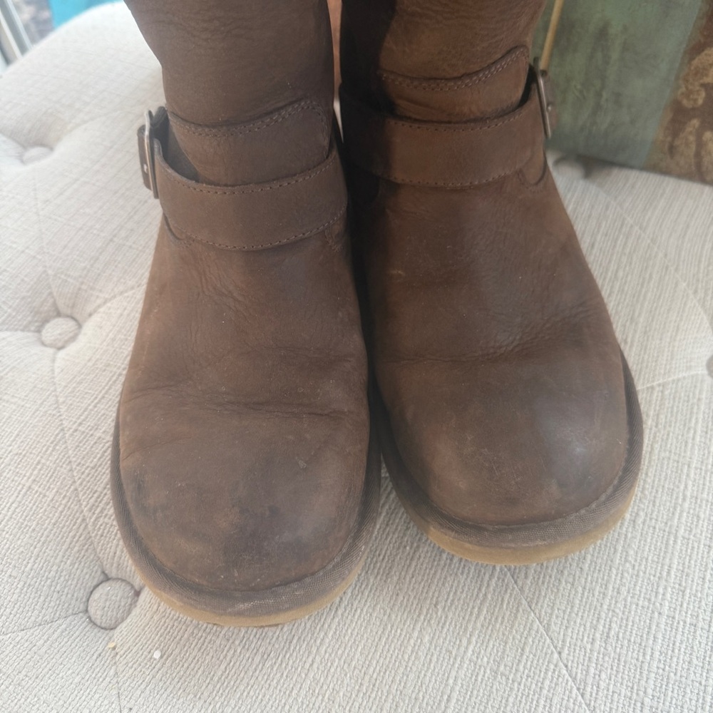 Ugg Australia Boots 5678 Brown Leather Womens Us Size 9 Shearling Lined Strapped - Picture 7 of 9